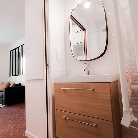 Cosy Balcon Hypercentre *